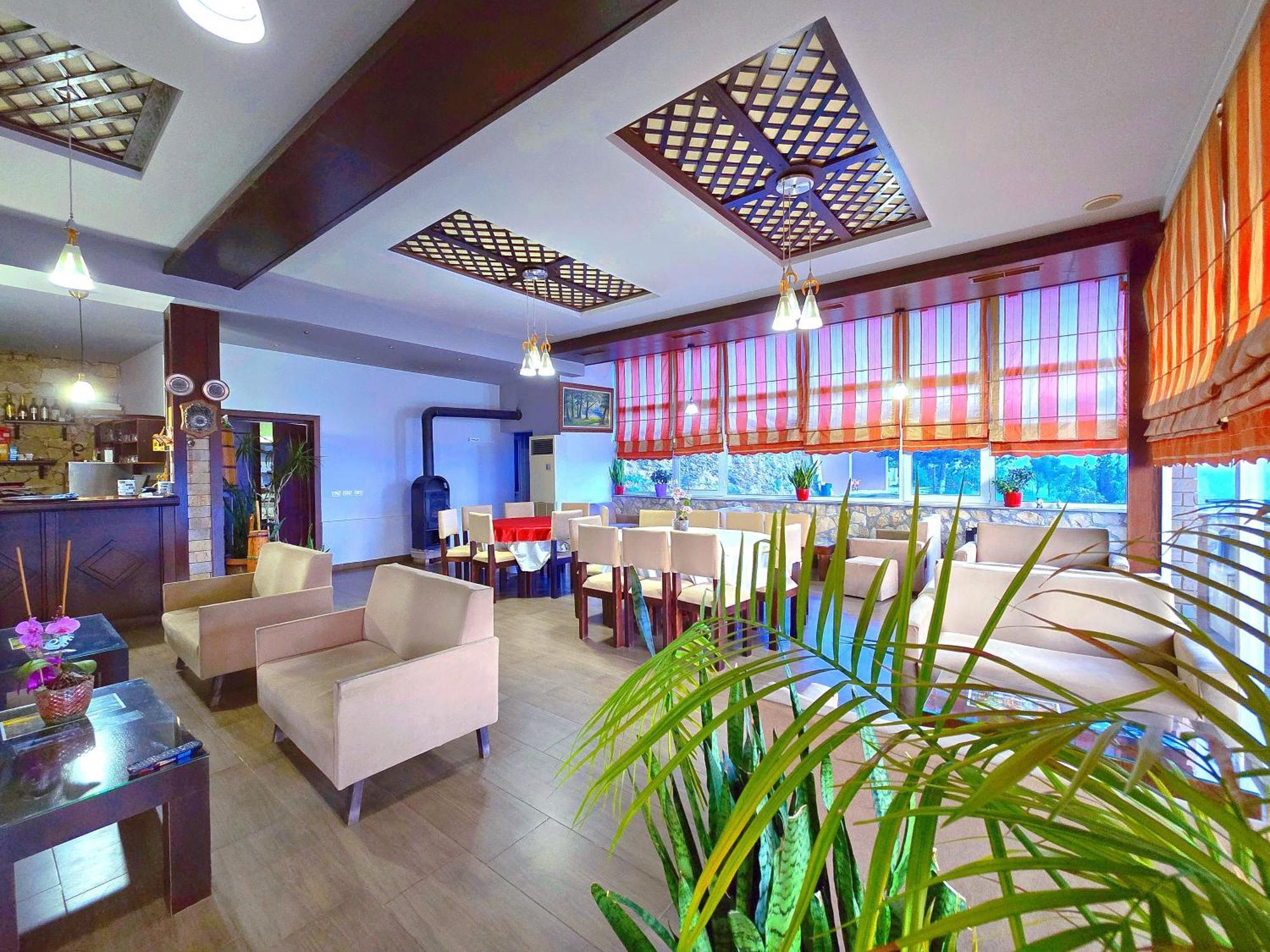 Pamja E Qyteteve Hotel Kruje Exterior photo